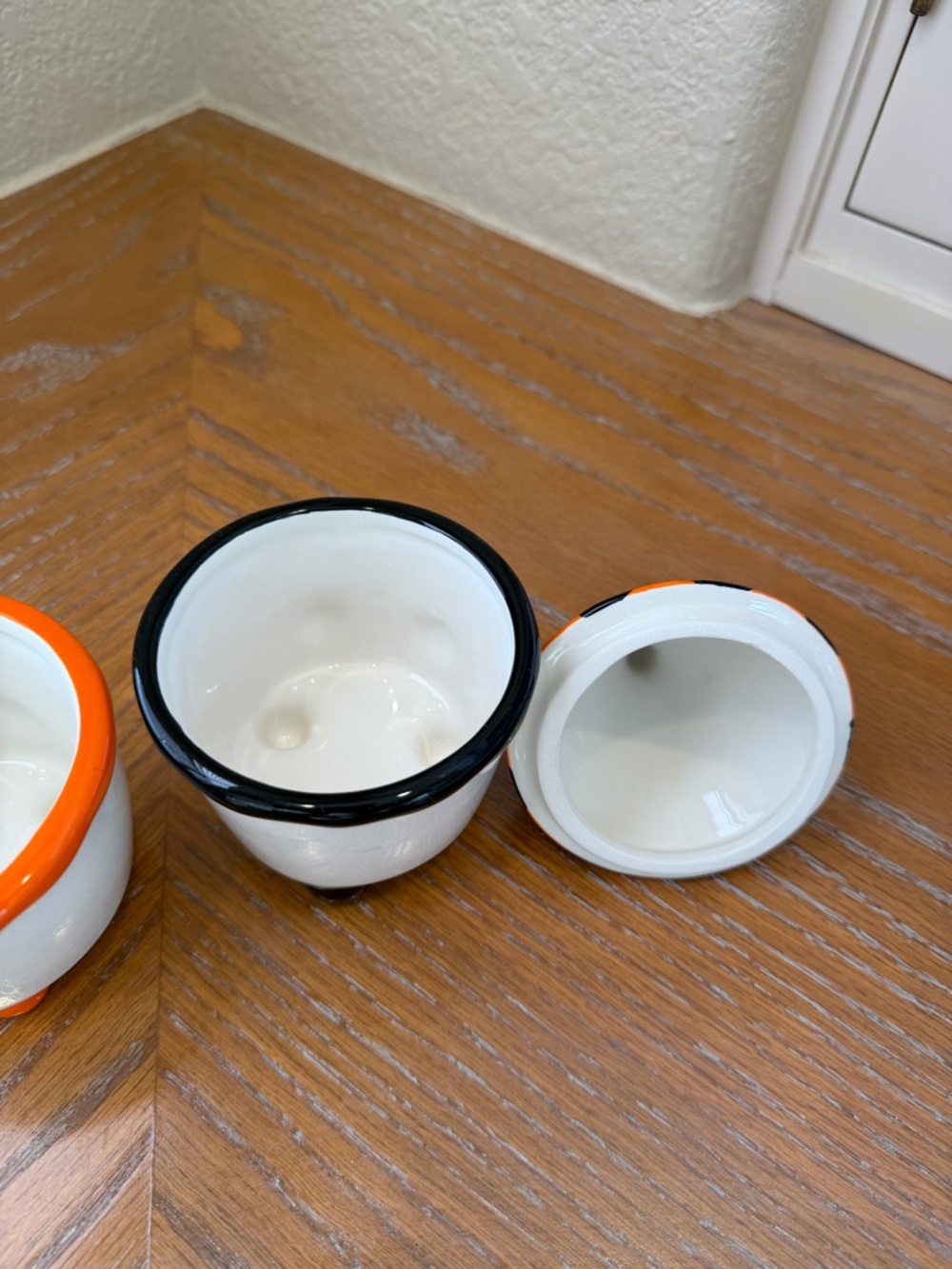NWOT Johanna Parker Whimsical Orange & Black Ceramic Halloween Trinket Jars - Picture 9 of 11